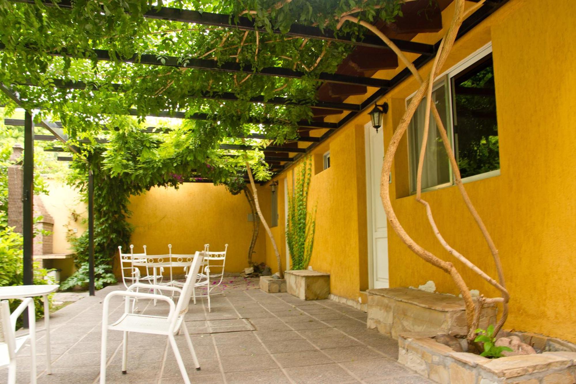 Alamo Hostel & Suites Mendoza Exterior foto